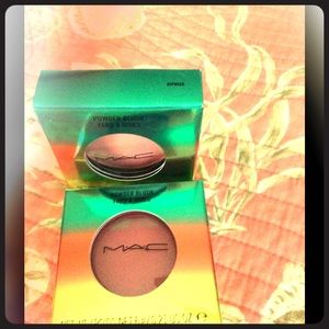 MAC Limited Edition Hipness