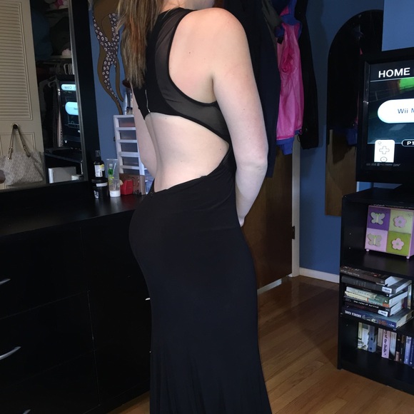 Black prom dress - Picture 2 of 3