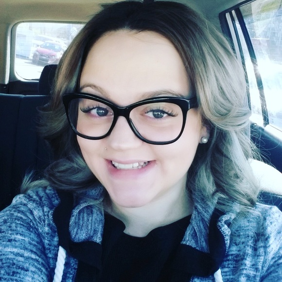 Meet your Posher, Rachael - Picture 1 of 1