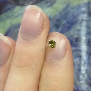 Green stud nose ring