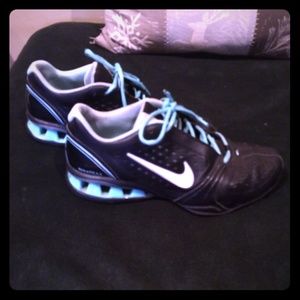 NikeREAX Sneakers