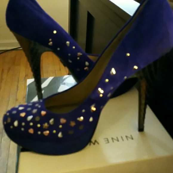 Brand New, no tags blueish purple Rachel Roy high