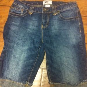 Bermuda Jean shorts