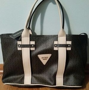 Brand new GUESS purse