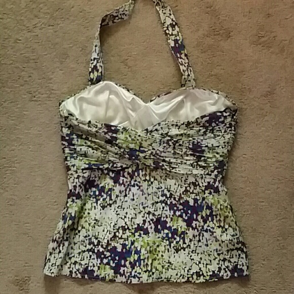Top - Picture 2 of 2