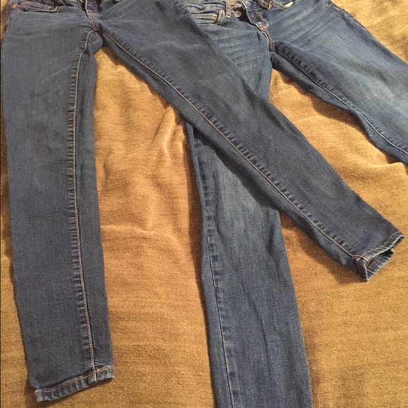2 Pairs of Aero jeggings
