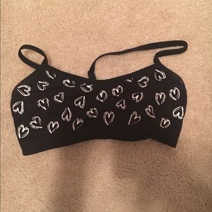 Basic black sports bra