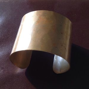 Hammered GOLD tone slip on bracelet / cuff