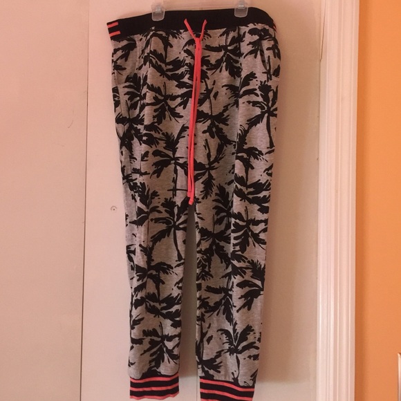 Princess Vera Wang Joggers