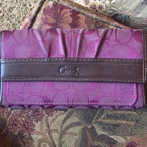 Stunning coach wallet