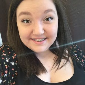 Meet your Posher, Alexandria