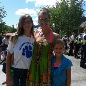 Meet your Posher, Crystal