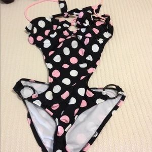 Black, pink and white polka dot monokini