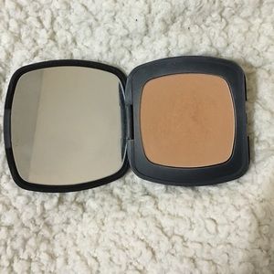 Bare Minerals Foundation