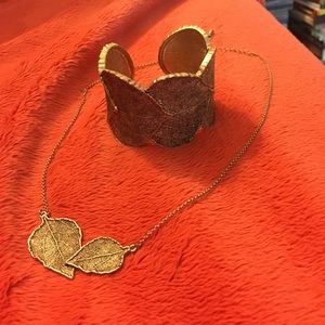 Lia Sophia leaf necklace and bracelet
