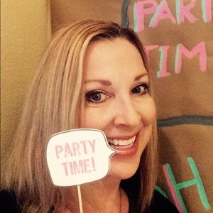 Meet your Posher, Carolyn