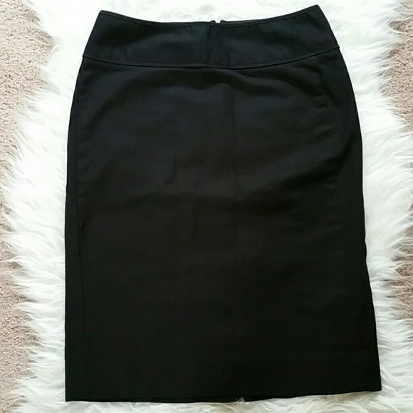 GAP stretch pencil skirt