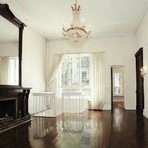 Meet your Posher, Leslie