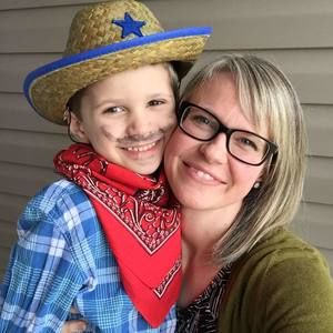 Meet your Posher, April