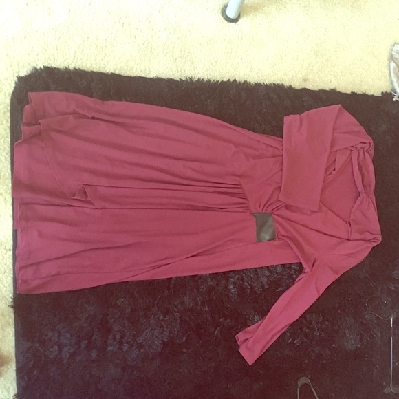 Beautiful business dress! Great color