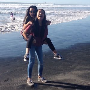 Meet your Posher, Allison