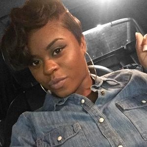 Meet your Posher, Katlyn