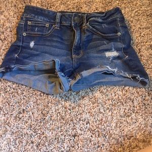 2 pairs of American eagle shorts