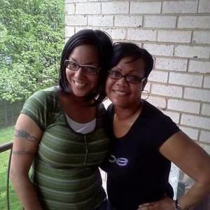 Meet your Posher, Charron