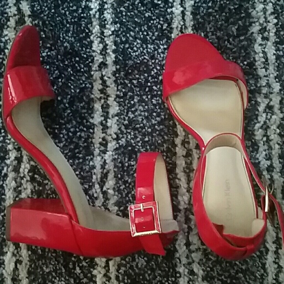 Calvin Klein coral sandals