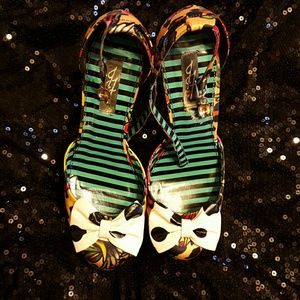 Polka Dot and flowers