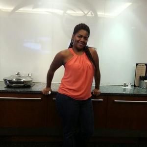 Meet your Posher, Veronica