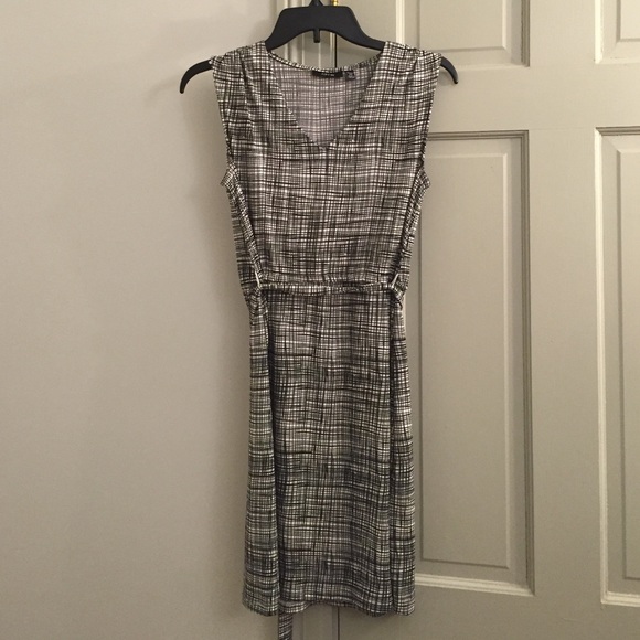 Apt 9 Black & White Dress size PS