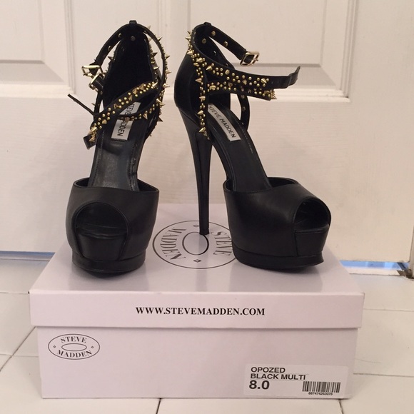 Steve Madden Opozed spiked platform