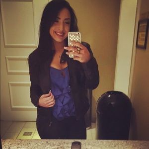 Meet your Posher, Crystal