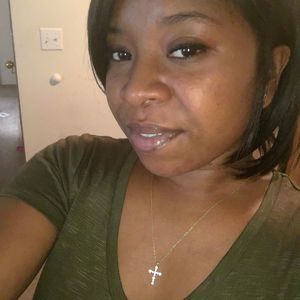 Meet your Posher, Gabrielle