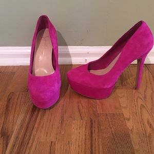 Jessica Simpson heels