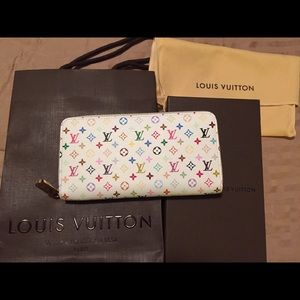 💯% Auth Louis Vuitton Multicolor Zippy Wallet