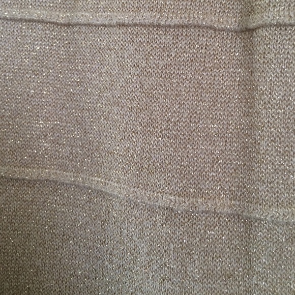 Gold tank dress - Picture 2 of 2