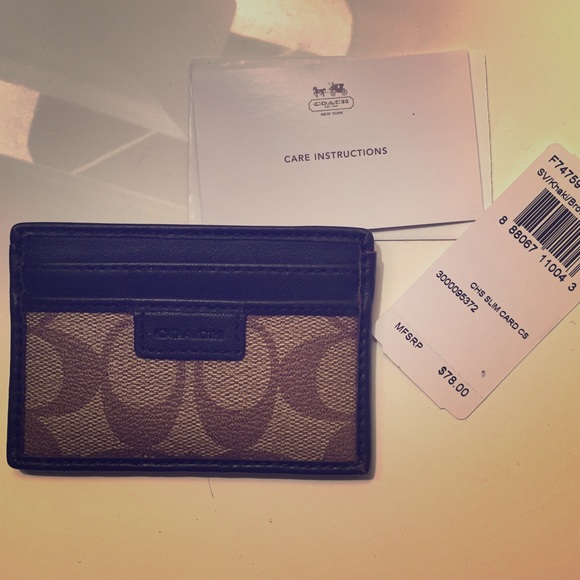 Authentic Coach Khaki/brown slim card wallet
