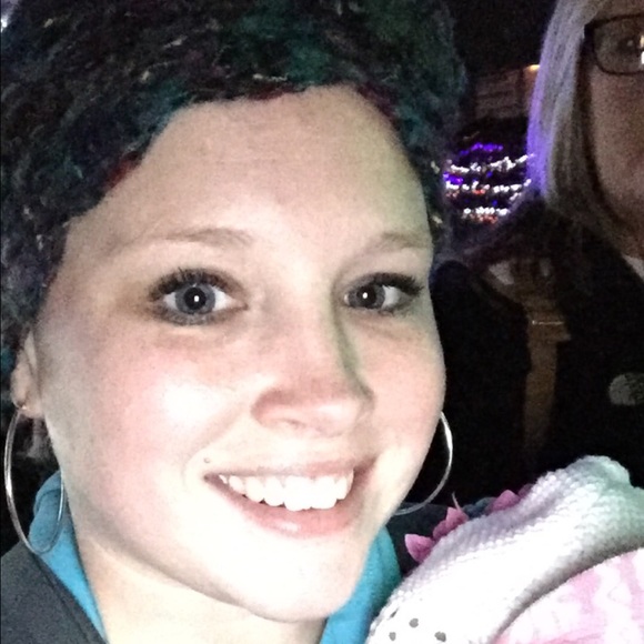 Meet your Posher, Kylee - Picture 1 of 1