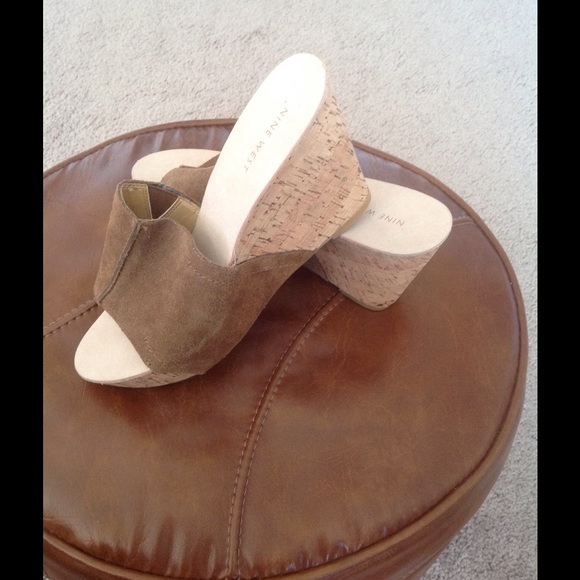 NINE WEST wedge sandals