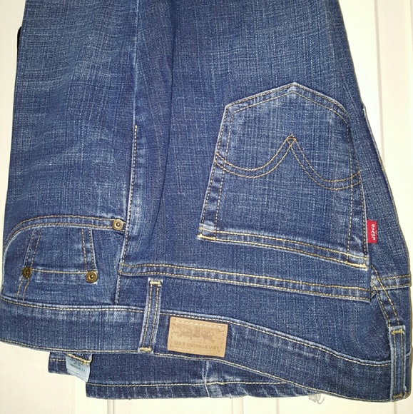 Levi's sz 10 long. Style 515. Boot cut
