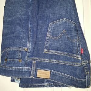 Levi's sz 10 long. Style 515. Boot cut