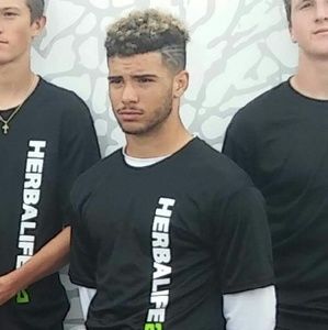 Meet your Posher, Angela