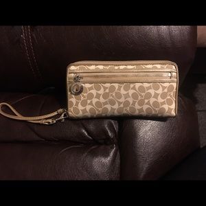 Authentic coach wallet.... Hold until Friday