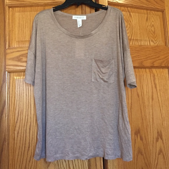 Loose fitting shirt