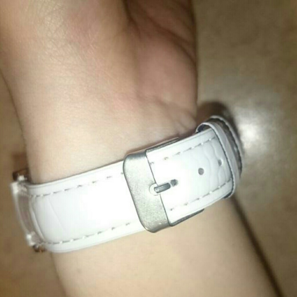 New Fashion Strap Women Rhinestone Wrist Watch - Picture 4 of 4