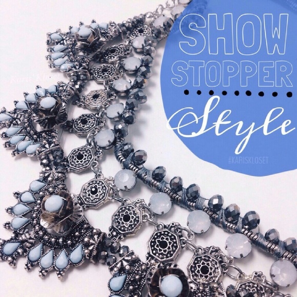 Karis' Kloset Jewelry - Silver blue statement necklace