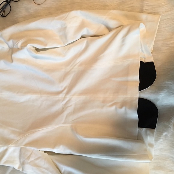 💢SOLD💢White sports coat - Picture 3 of 3