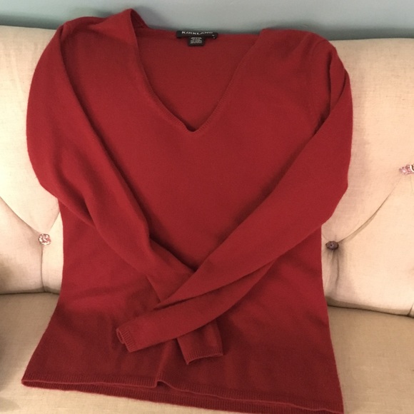 Cashmere red sweater